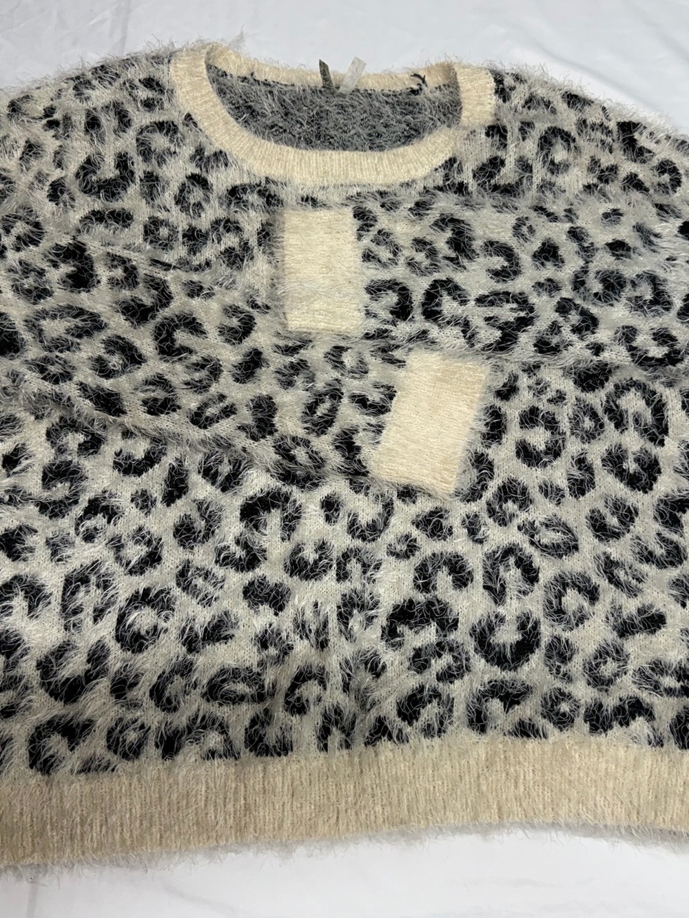Mudd Fuzzy Leopard Crewneck Sweater - Cream & Black